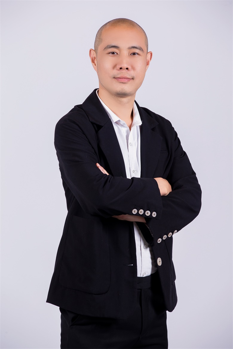 陈天博.jpg
